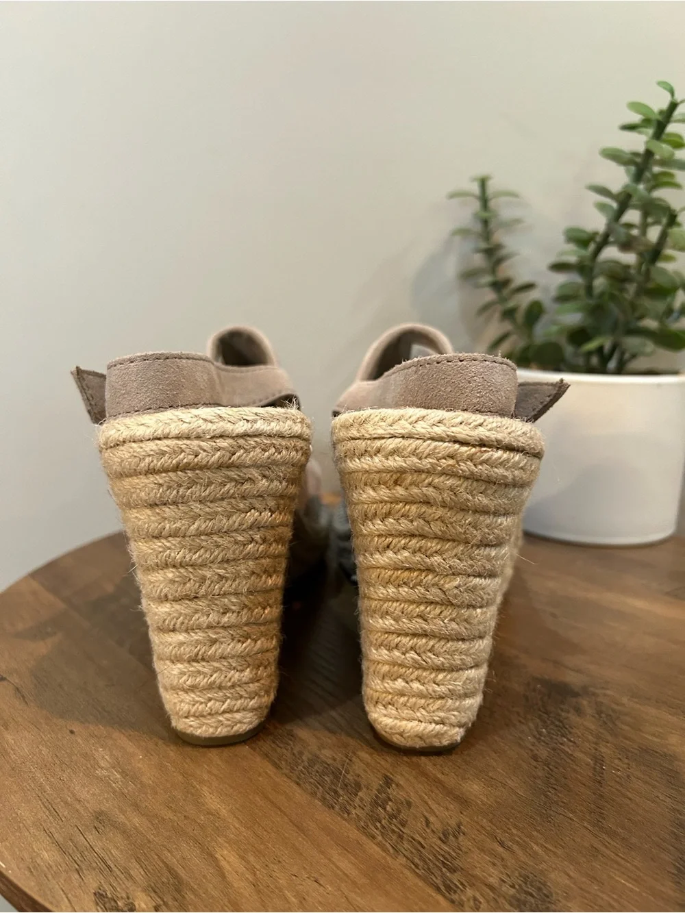 TOMS Women’s Taupe Suede Espadrille Wedge Sandals Size 11